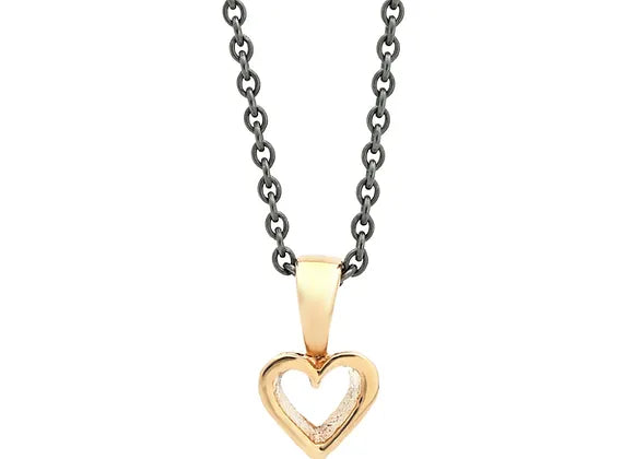 Elegant hjertevedhæng i 14 kt guld - Gaveidé!